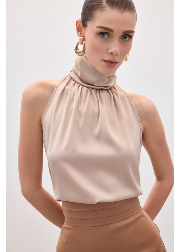 Kolsuz Reglan Kesim Bluz 