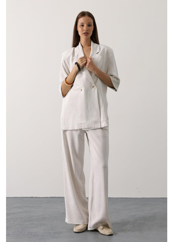 Yarım Kol Oversize Yırtmaçlı Ceket